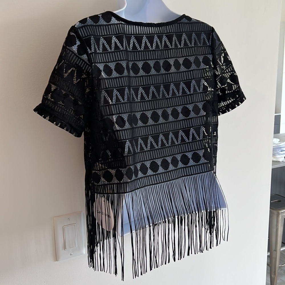 NWT Black lace fringe top - Picture 4 of 7